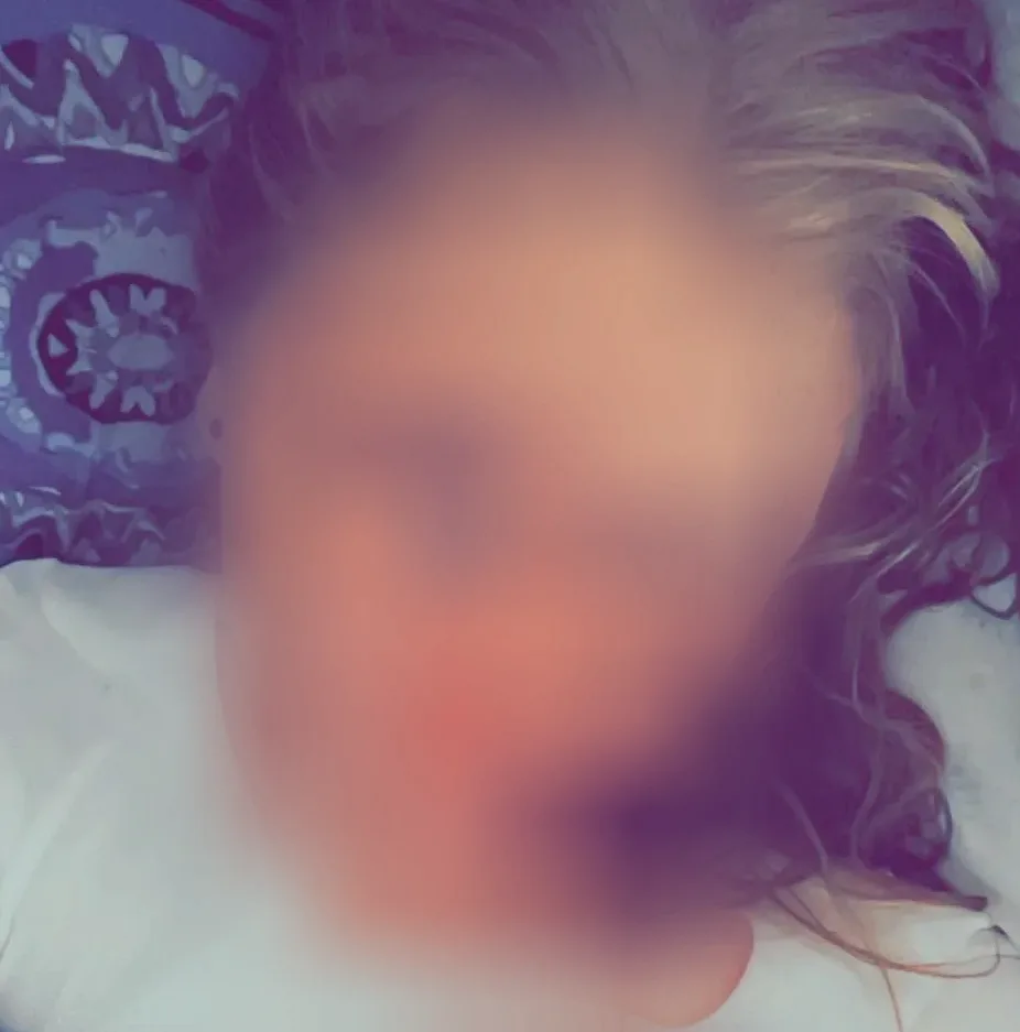 Abril, 22 años